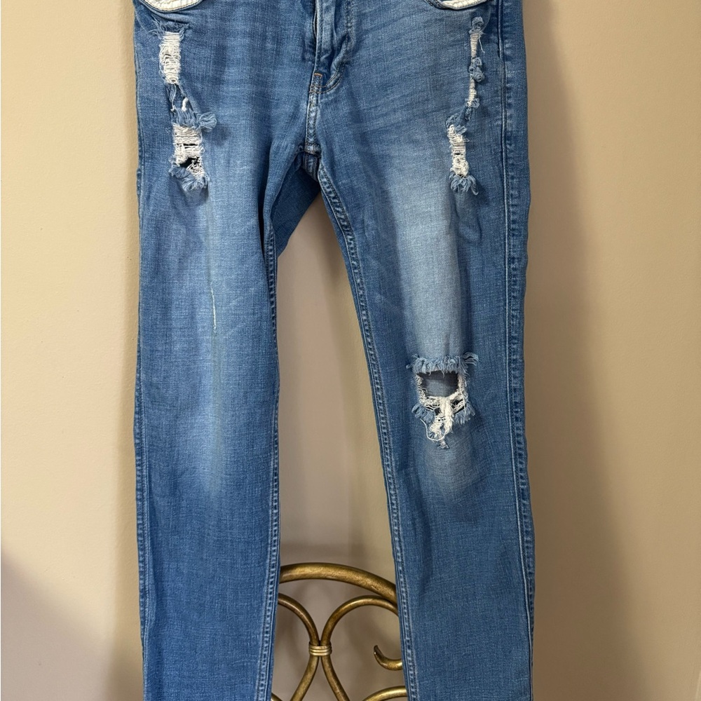 Men's Distressed Blue Jeans